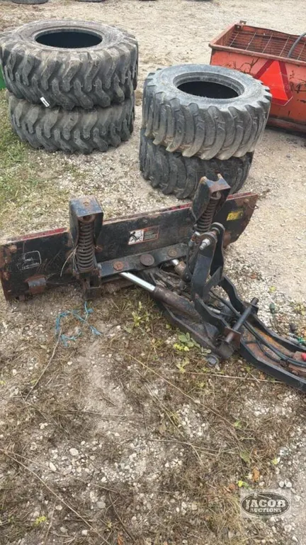John Deere hydraulic angle blade with mount