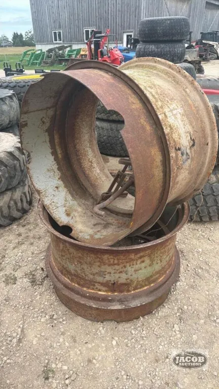 Pair of 14x30 duals