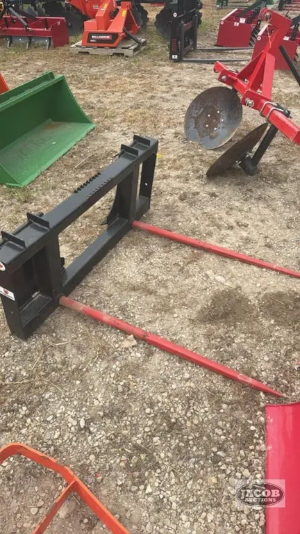 Unused Mapleside skid steer quick tach 2 prong bale speer
