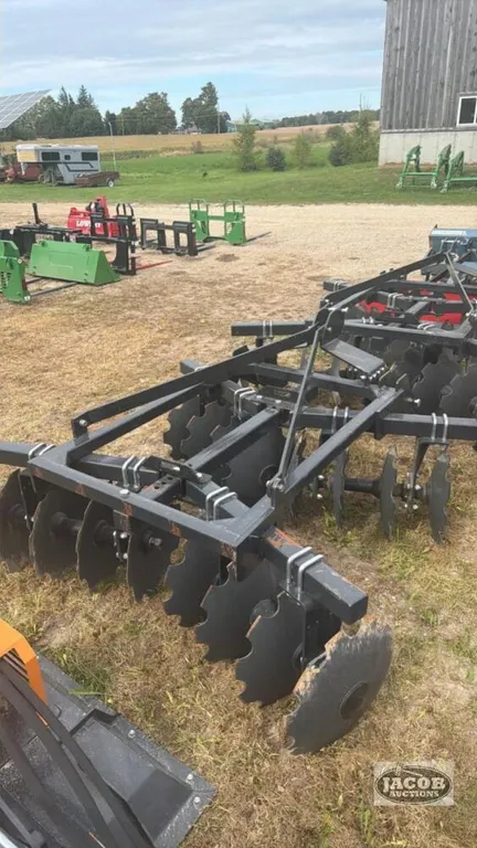 Unused 6ft 3 point hitch disc