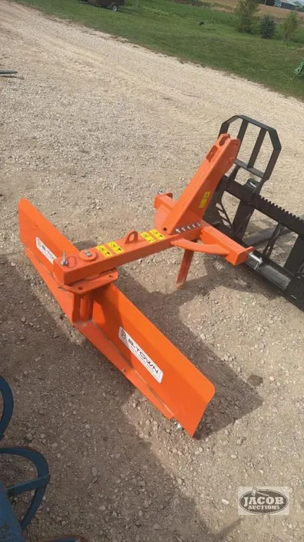 Unused 60inch 3ph scraper blade