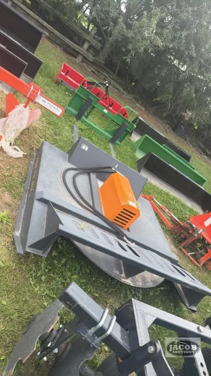 Unused 72inch skid steer quick tach brush cutter