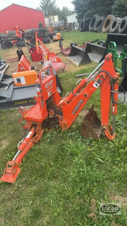 Kubota Bt600 compact tractor backhoe attachment