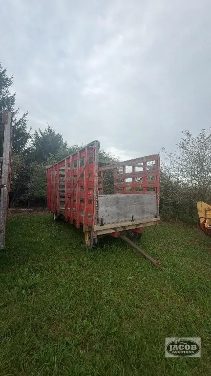 20ft bale wagon