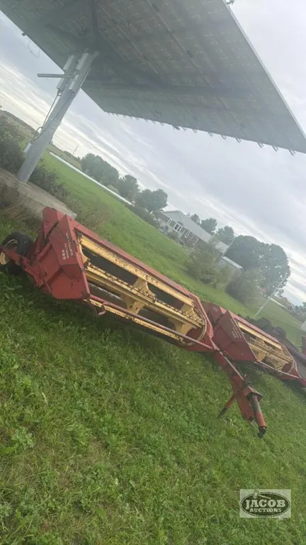 Newholland 489 haybine , good rolls
