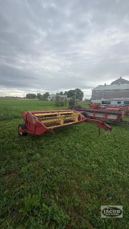 Newholland 489 haybine , good rolls