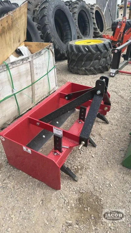 Unused 4ft Mapleside 3ph box scraper
