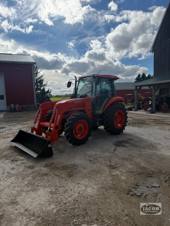 Kubota M6040 loader tractor 4x4
