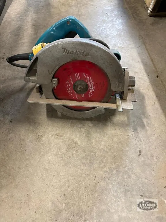 Makita Skill Saw