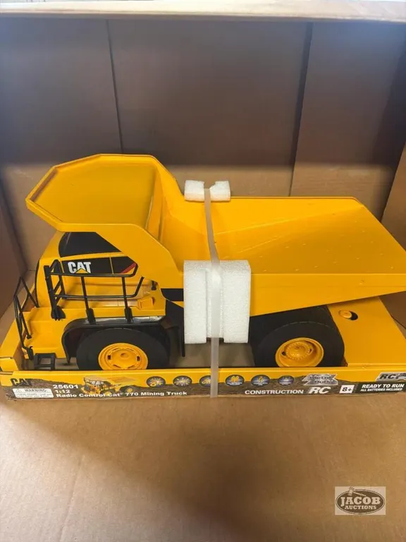 1:12 cat 770 remote control mining truck