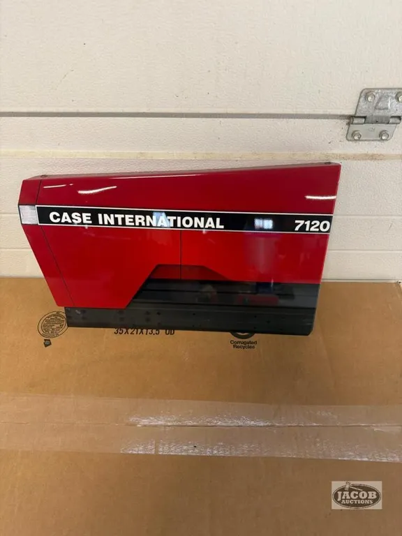 18x12 Case international 7120 metal sign