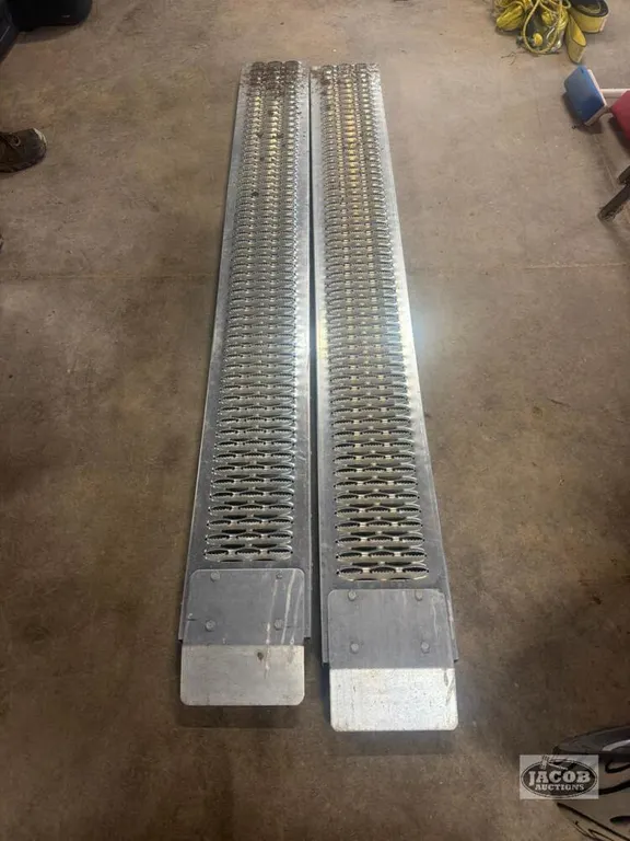 Pair of atv ramps