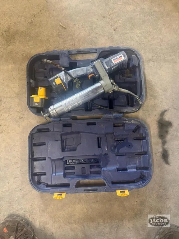 Electric grease gun