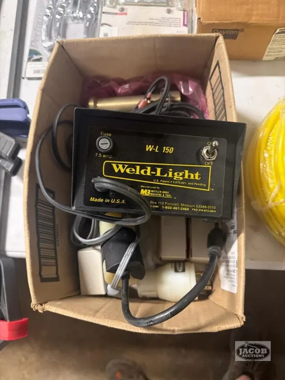 Weld light