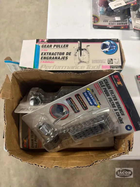Gear puller , chain filter wrenches