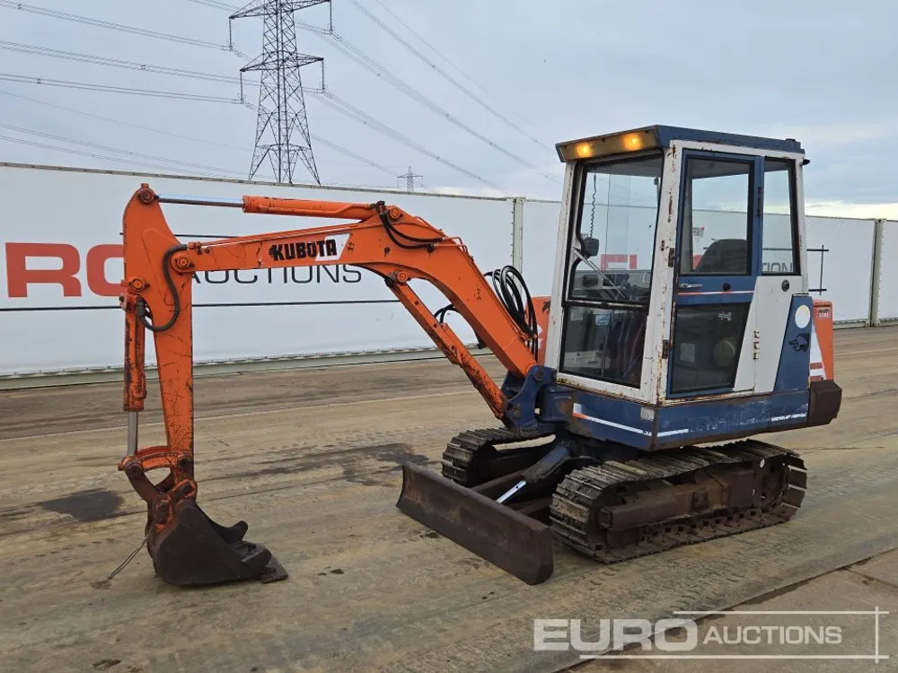 Kubota KH026