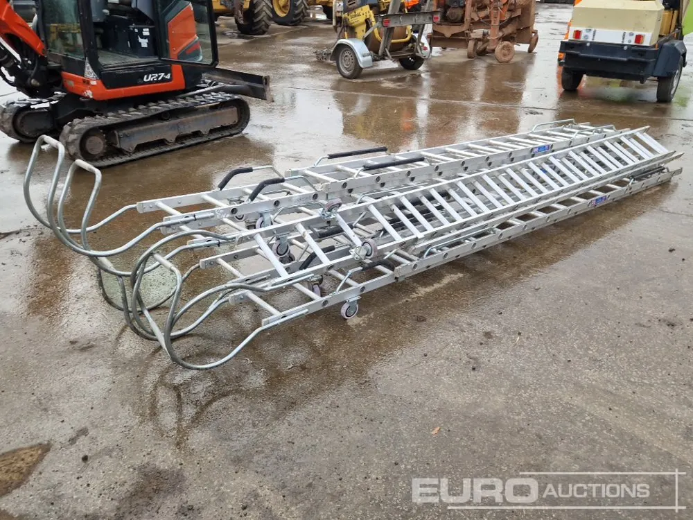 Aluminium Extension Ladder (5 of)