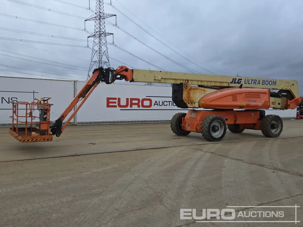 2014 JLG 1250AJP