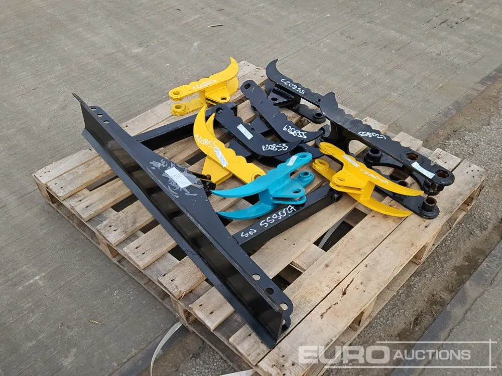 Unused 2026 DIGGO Manual Thumb (7 of), Blade to suit Mini Excavator