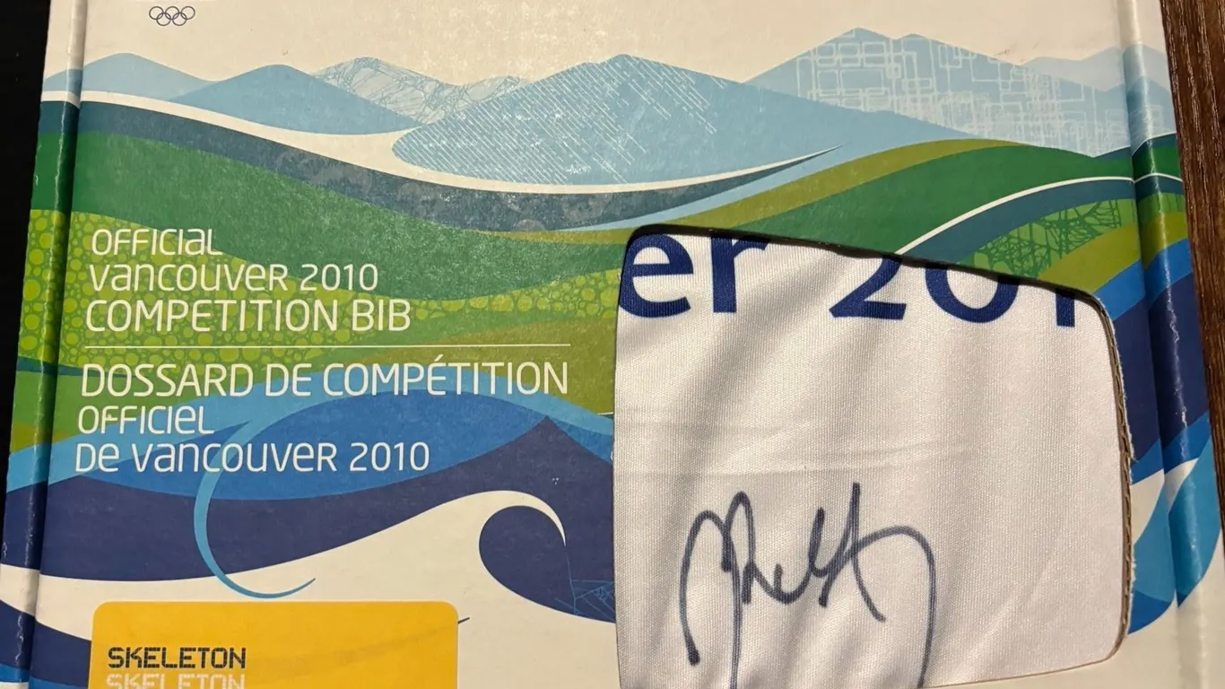 Vancouver 2010 Skeleton Competition Bib Signed