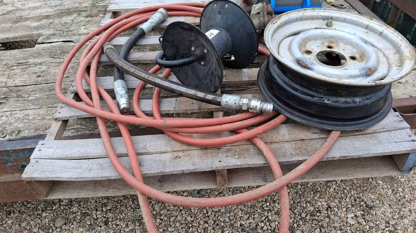 Garden Hose. Reel, Cooler