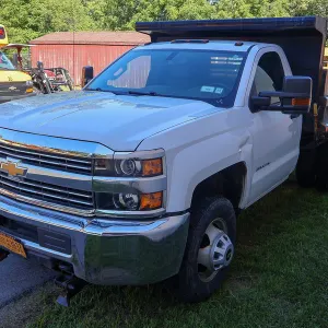 2018 Chevrolet Silverado 3500HD Dump Truck