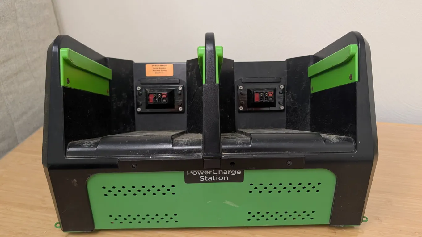 Nucleus PowerSwap Lithium Classic Battery Charging Station