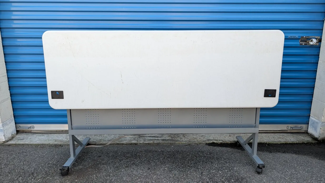Uline Rolling Foldable Table