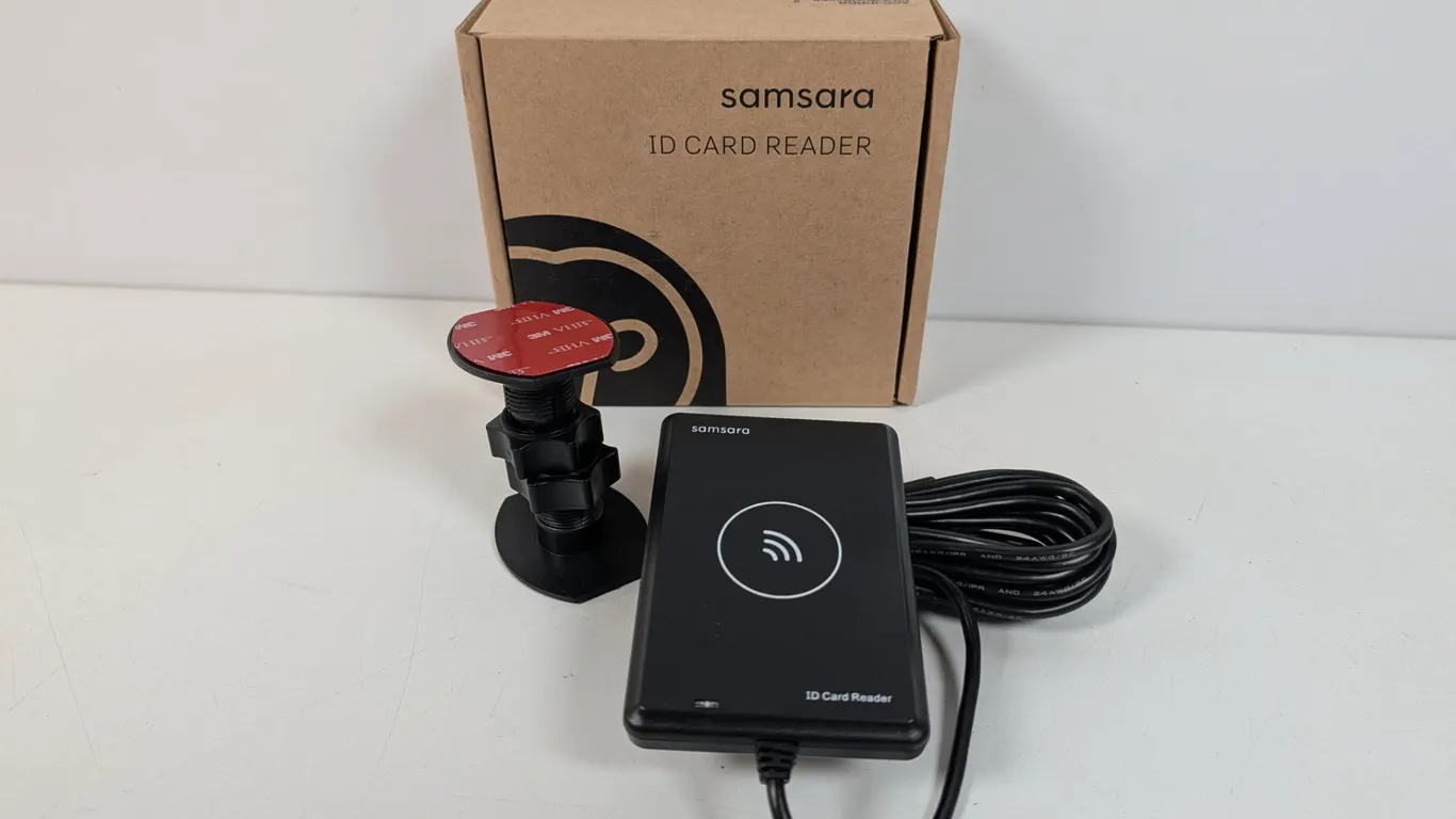 Samsara ID Card Reader with Mounting Accessories