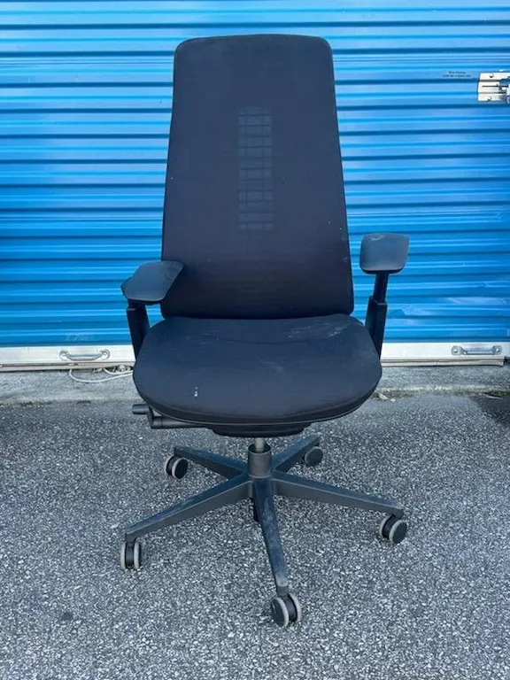 Adjustable Rolling Office Chair