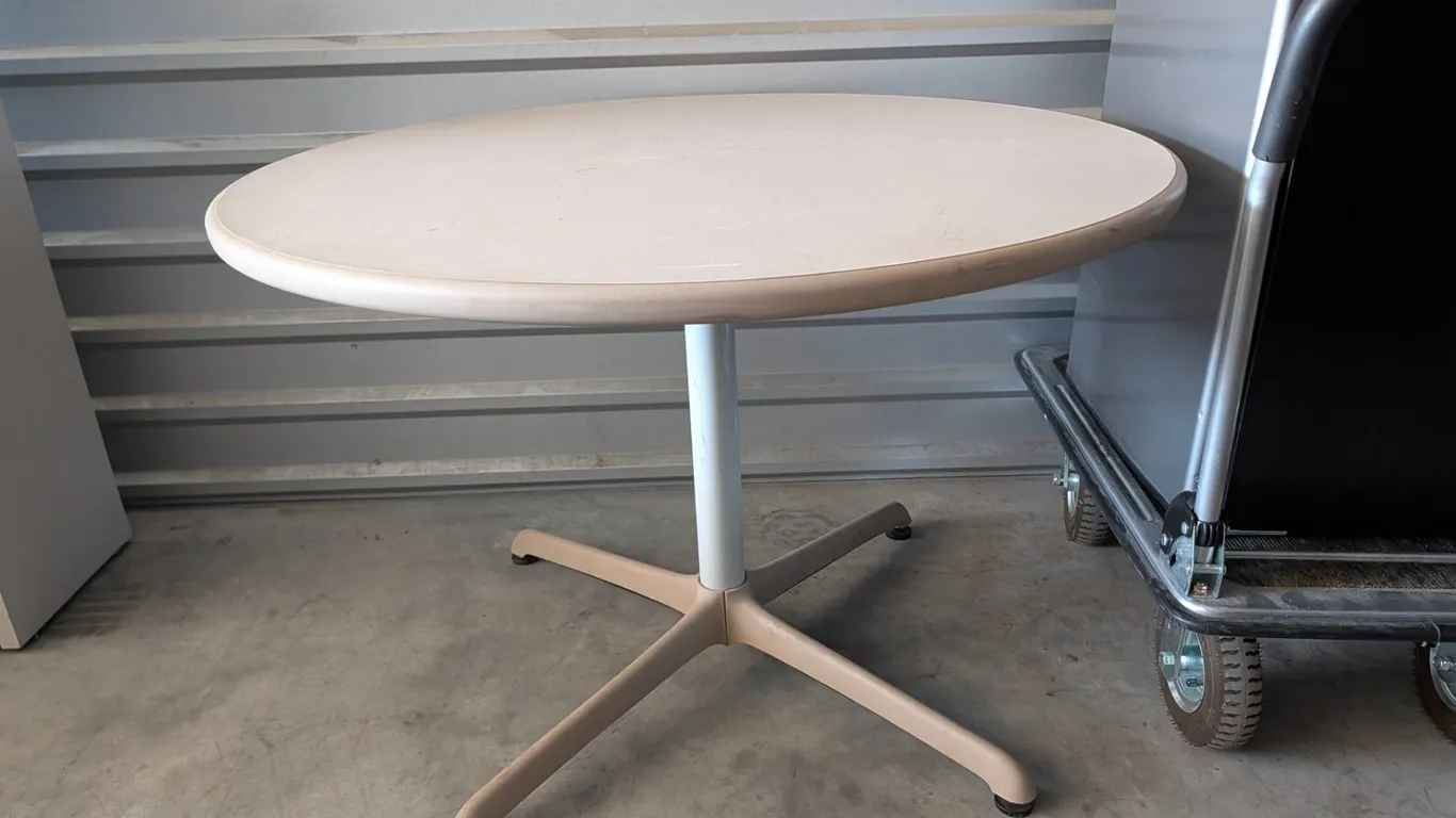 Round Cafeteria Table