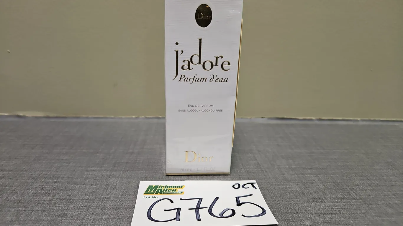 Dior j'adore Perfume - Qty 1