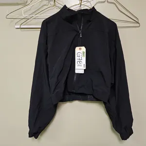 ALO Size Medium Yoga Cropped Jacket - Qty 1