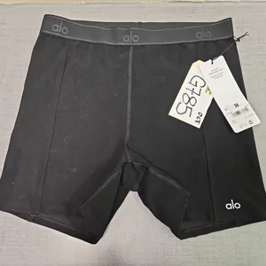 ALO Size Large Showcase Short - Qty 1