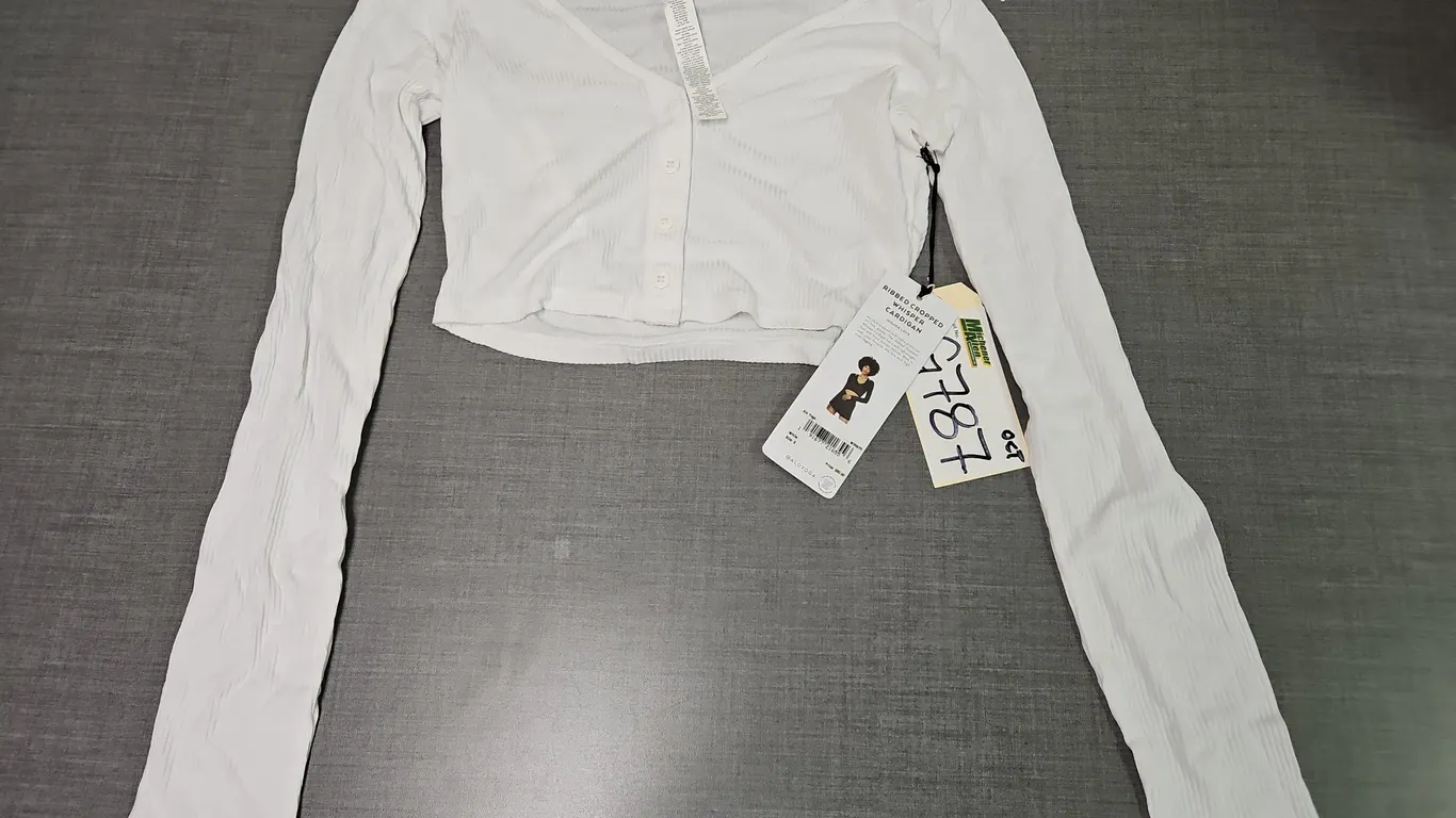 ALO Small Ribbed Cropped Whisper Cardigan - Qty 1