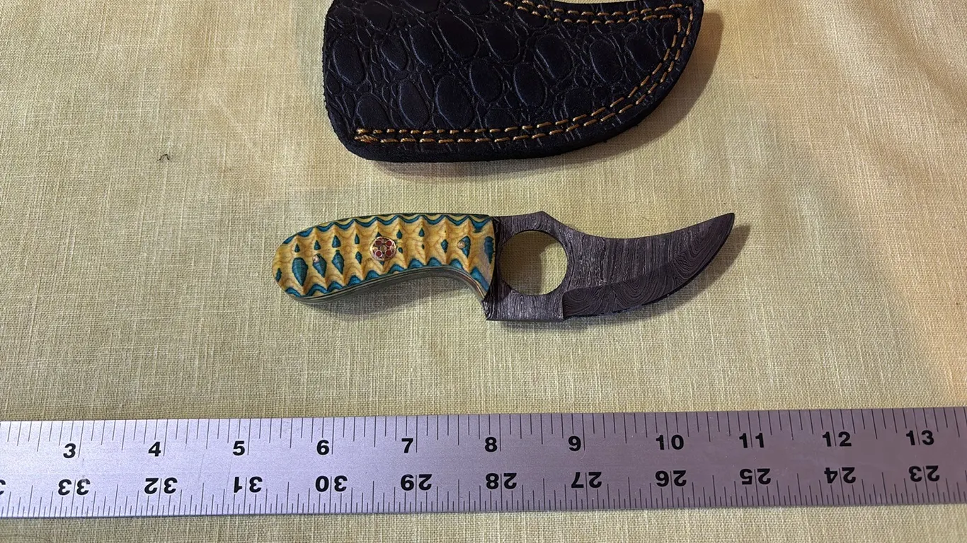 Damascus steel knife