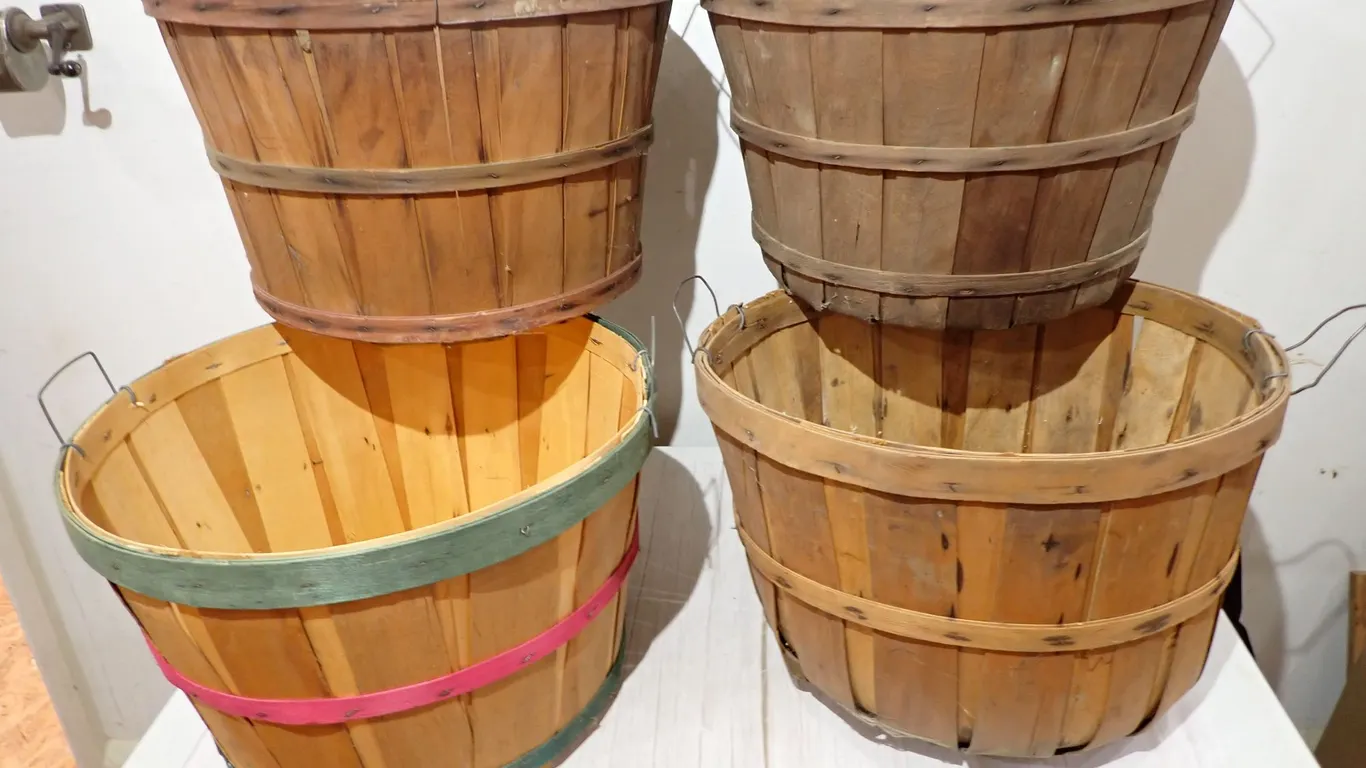 Vintage Wood Slat Apple Bushel Baskets – 4 Pieces – Painted Rims