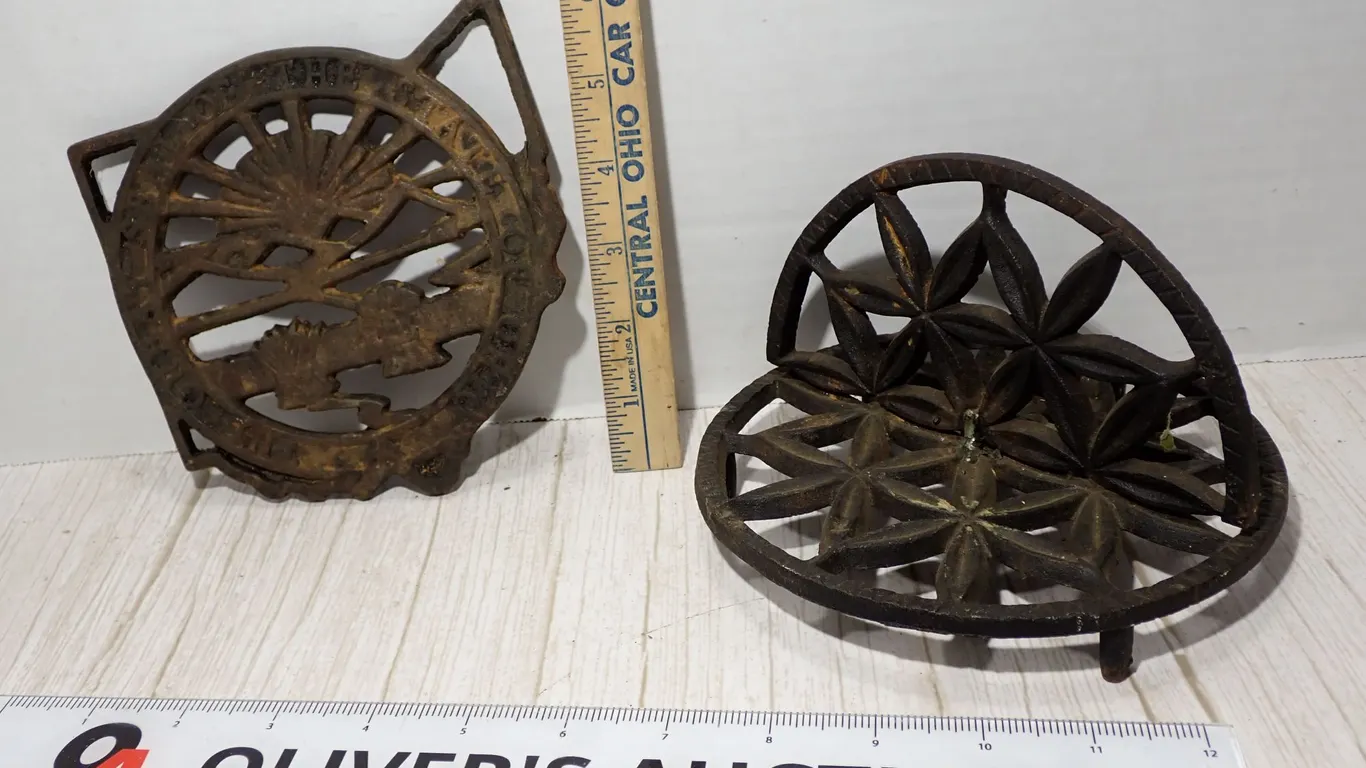 Antique Kellogg Cast Iron State Of Ohio Trivet & Rosette Napkin Holder Lot