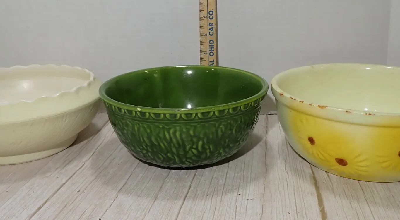 McCoy, Haeger & Hull Pottery Vintage Yellowware & Sunflower Mixing Bowls Lot