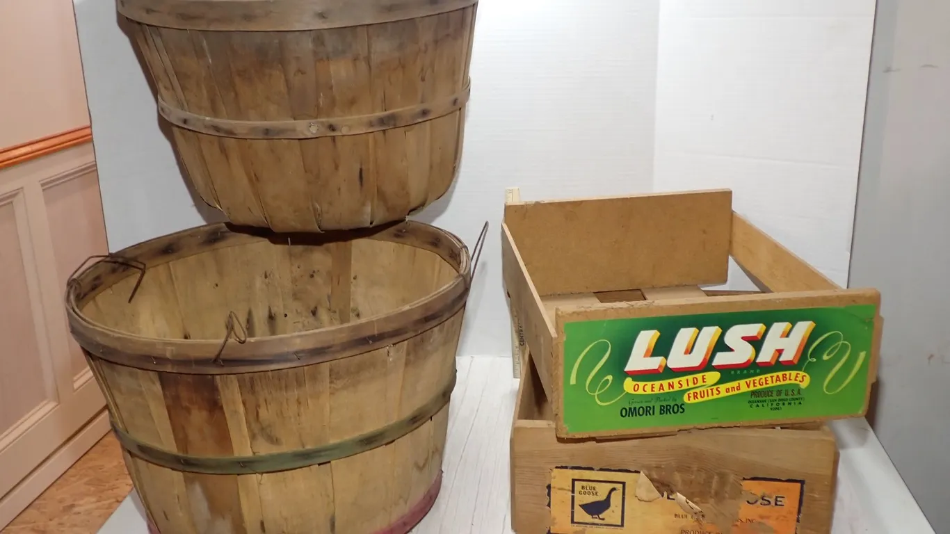 Vintage Lush Brand California Fruit Crate & Orchard Bushel Baskets Estate Lot