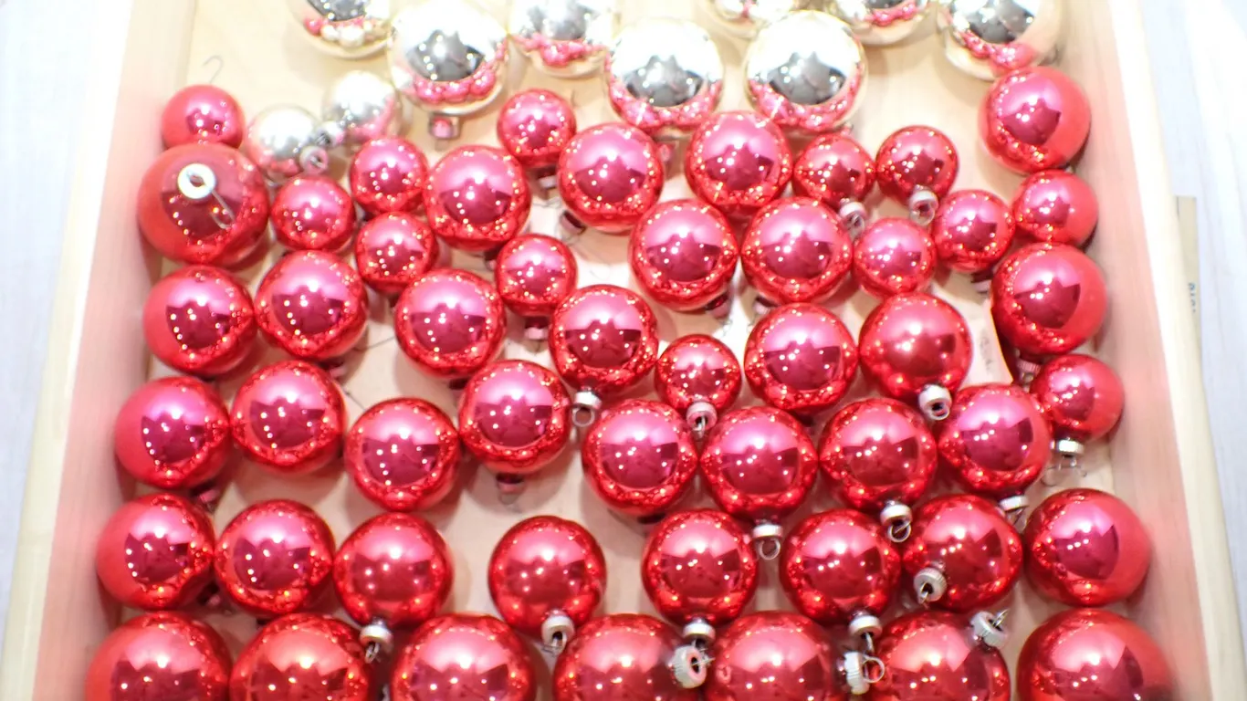 Shiny Brite Magenta Red & Champagne Mercury Glass Ornaments Lot of over 50