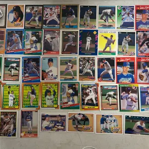 43 NOLAN RYAN CARDS