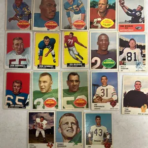18 NFL TOPPS 1960 & 1961 CARDS