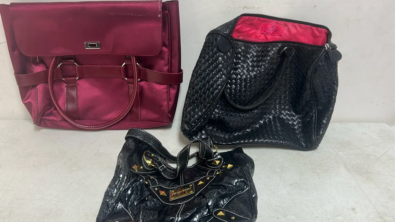 HANDBAGS