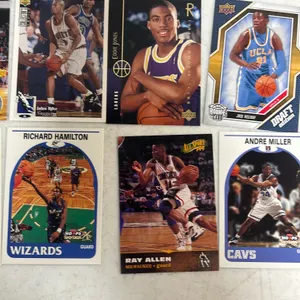 37 NBA ROOKIE CARDS