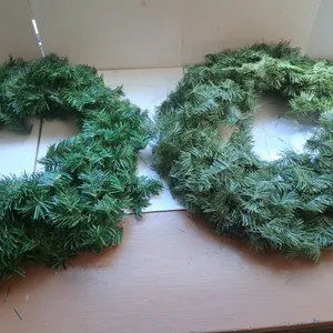 Holiday Wreath (2)