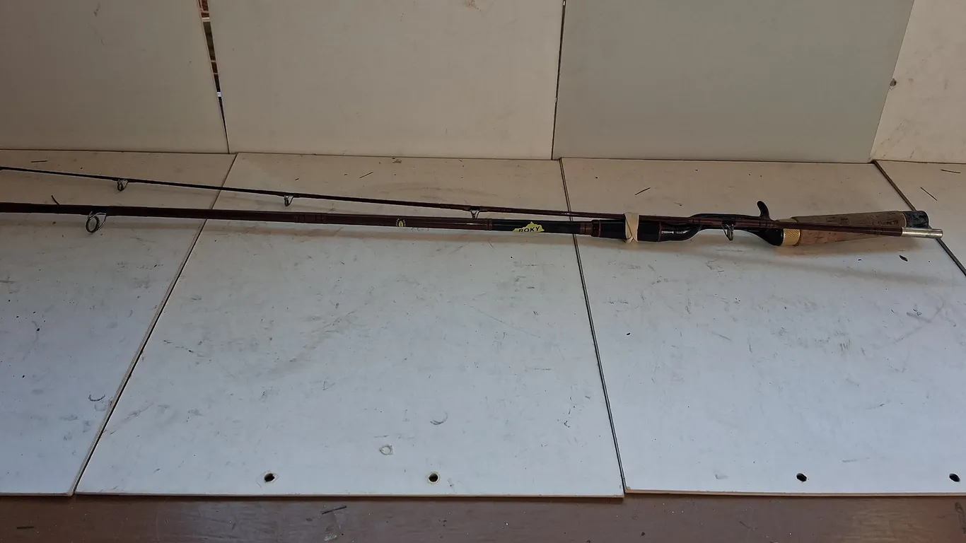 Garcia B453 Fiberglass casting fishing rod