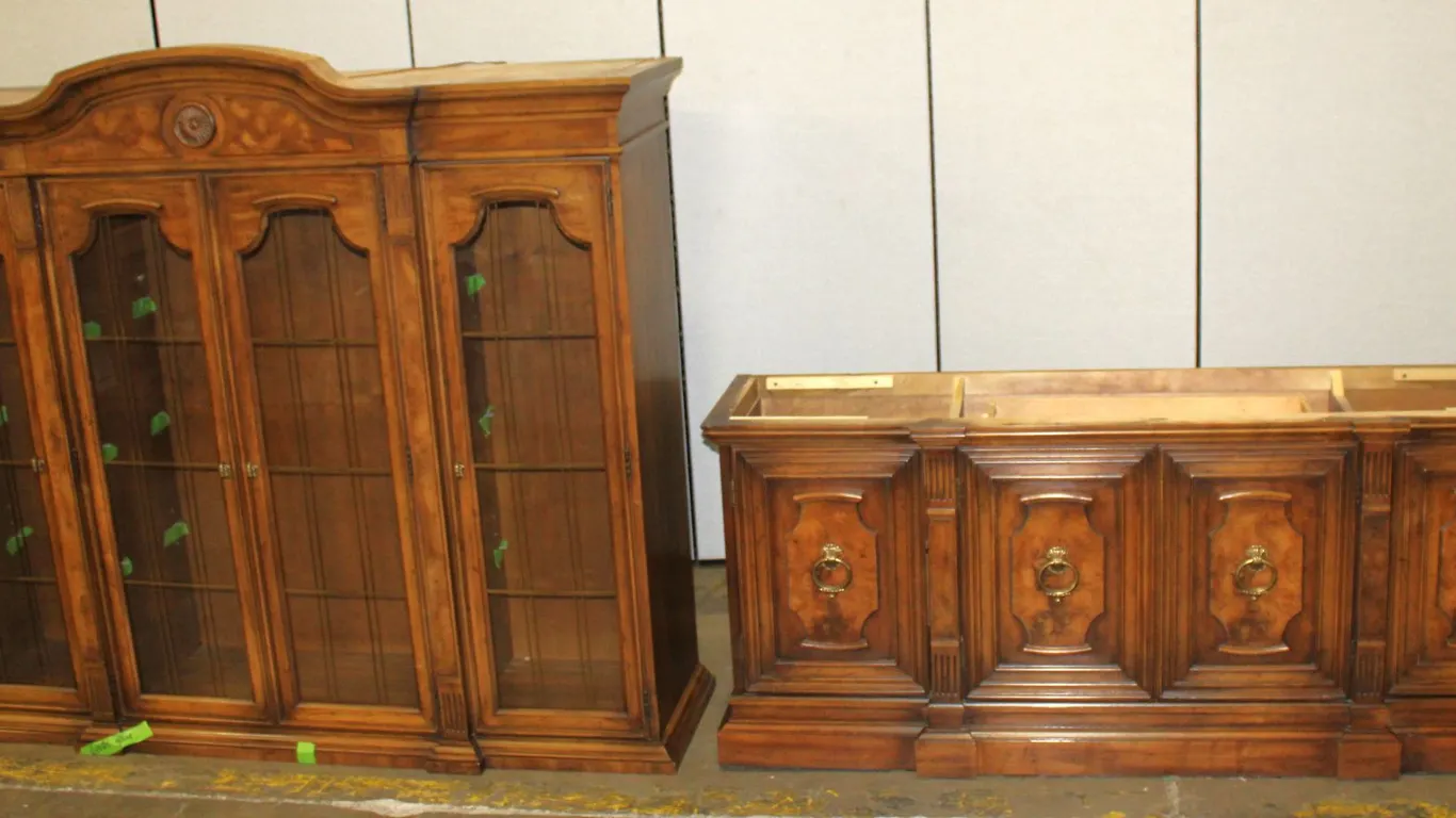 Drexel Francesca 2-Piece China Cabinet & Base