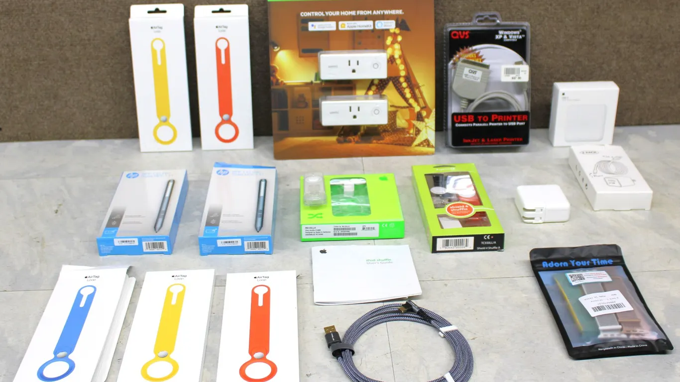 Tech Accessories: Apple, HP, WeMo, iPod Shuffle