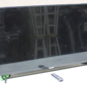 Samsung 43" TV with Remote